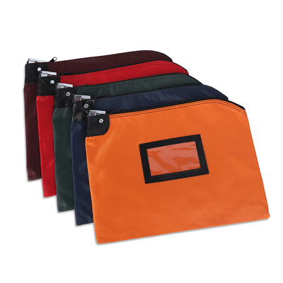 レイナメントナイロンロックデポジットバッグ - 15W × 11H - 輸送準備中