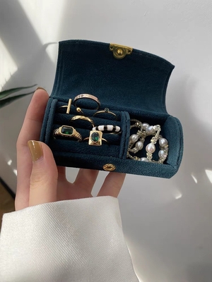 新品 高級 ベルベット 宝石箱 リング ブレスレット ネックレス 収納箱 旅行 小型 携帯 宝石