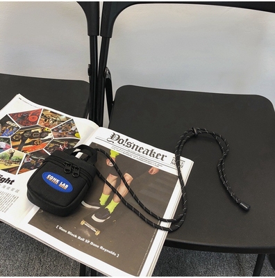 イヤホンバッグ ハンガリング ネック ミニコインバッグ カードバッグ キーバッグ クロスボディバッグ 男性用ファッションバッグ 装飾用小型ハンガリングバッグ