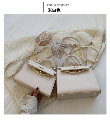 新しいファッション 冬の質感 女性のバッグ シンプルな肩バッグ ファッション 横身 ケリーバッグ