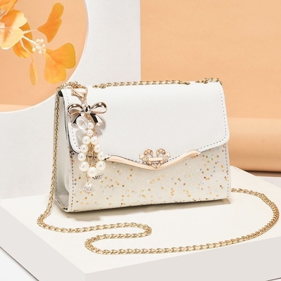 2024 NEW DIAGONAL WOMEN'S BAG ファッション 韓国語版 女性用サケラバッグ 全肩バッグ