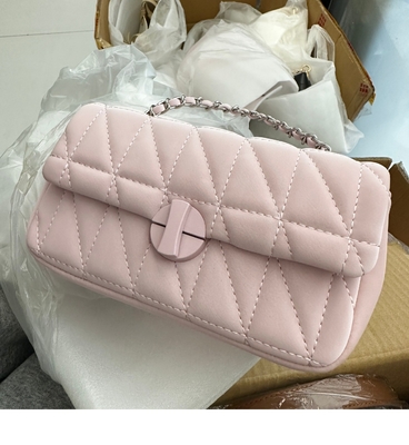2024春/夏 新品 高級質感 小バッグ 女性 ダイヤモンドチェーン 肩こり 腕袋