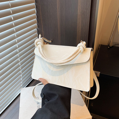 高級ハンドバッグ 女性 トレンド 新ファッション デザインなし ハンド 荷物 肩バッグ 全質感 横身バッグ