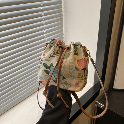新品中国国産 吹風 腕前 バケット バッグ シンプル ファッション トレンド 夏 新品 リンネン スタイル 高級 センセ シングル 肩