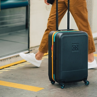 22インチ 旅行用ハードサイドバッグ 耐久性のあるハードシェルバッグ 女性用軽量ローリングバッグ