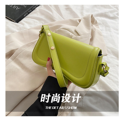 女性用 小型ショルダーバッグ トレンディ クロスボディ バッグ 防水革 ハンドバッグ クリッチ トート デザイナー バッグ