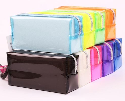 エヴァの透明なペンの袋ポリ塩化ビニールのコンパートメントが付いている堅いプラスチック筆箱